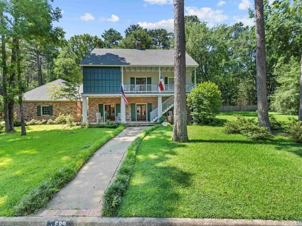 529 Cambridge Cir, Carthage, TX 75633