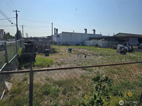 1500 XX Columbia Avenue, Marysville, WA 98270