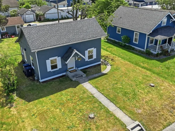 5207 S Oakes Street, Tacoma, WA 98409