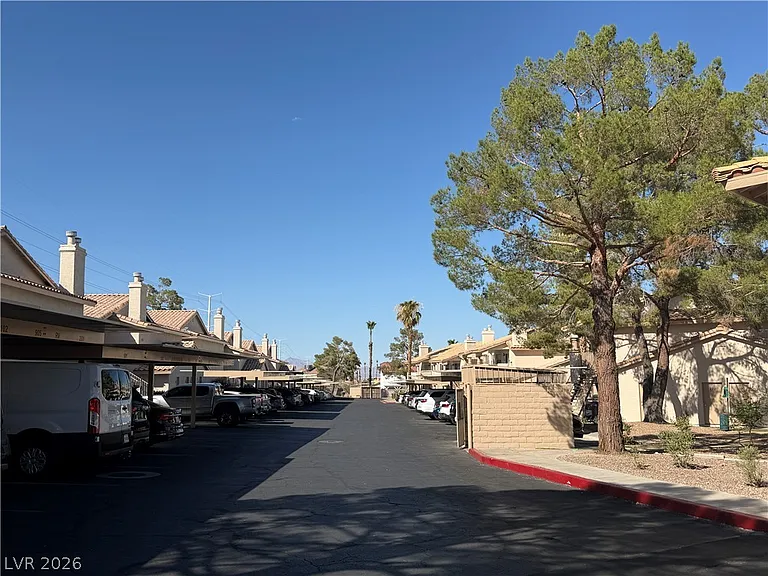 920 Rockview Dr #101 — Photo 18