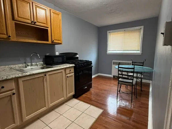 6301 Sylvester St #1, Philadelphia, PA 19149