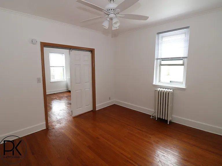 597 Leonard St #3R — Photo 11