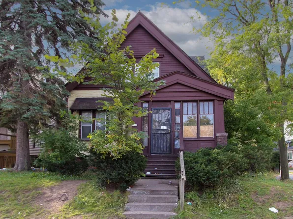 2533 West Auer AVENUE, Milwaukee, WI 53206