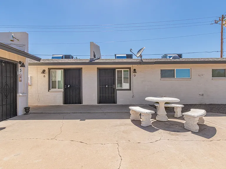 2539 W Pierson St — Photo 6