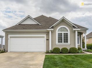 11640 S Carriage Rd, Olathe, KS 66062