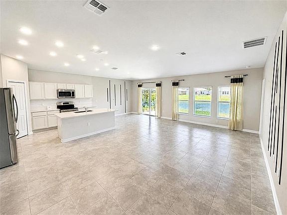 4th image of 5638 LOGGIA LANE