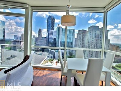 3325 Piedmont Rd, Atlanta, GA, 30305