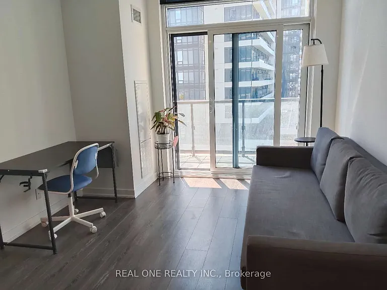 7950 Bathurst St #620 — Photo 6