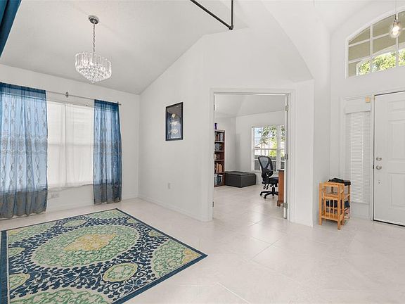 3rd image of 4638 Raintree Ridge Rd