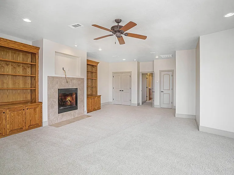 7713 Lakeview Cir — Photo 21