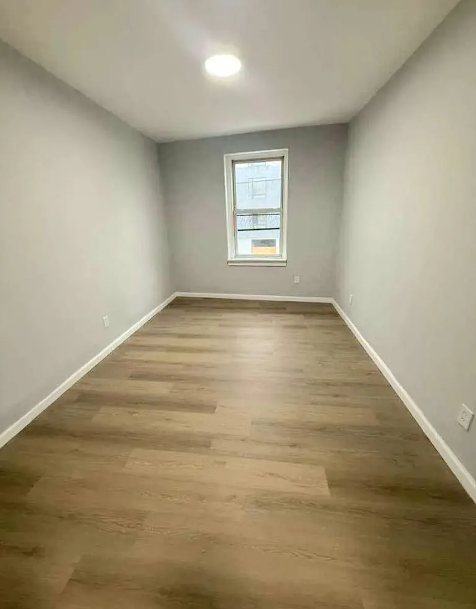 Building Photo - 504 S Orange Ave #3L