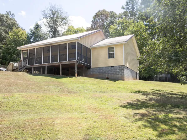 1307 Ridgeway Rd, La Fayette, GA 30728