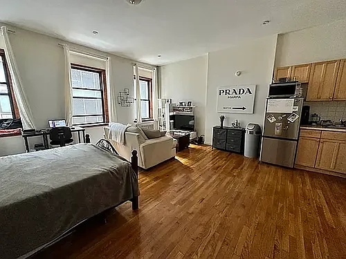 41 W 46th St #4A Photo 1