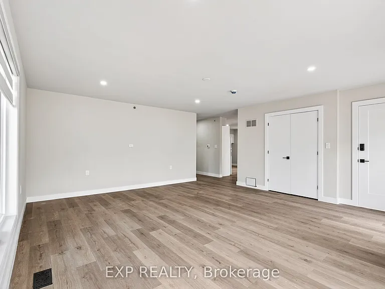 263 Anne St N #1 — Photo 6
