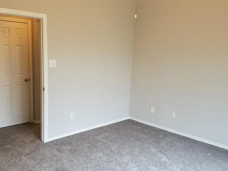 18227 Sweet Juniper Ln — Photo 19