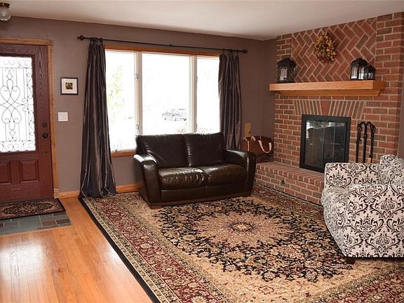 5th image of 3315 Forest Dr