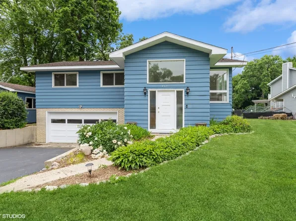 4321 Bay View Dr, Crystal Lake, IL 60014