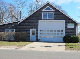 141 Maple Ln, Bridgehampton, NY 11932