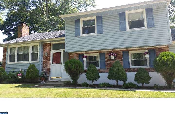 1st image of 17 Stonegate Dr
