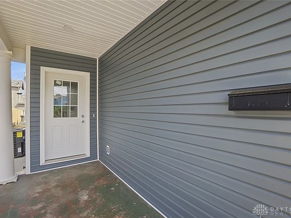 2nd image of 1809 E 5th St