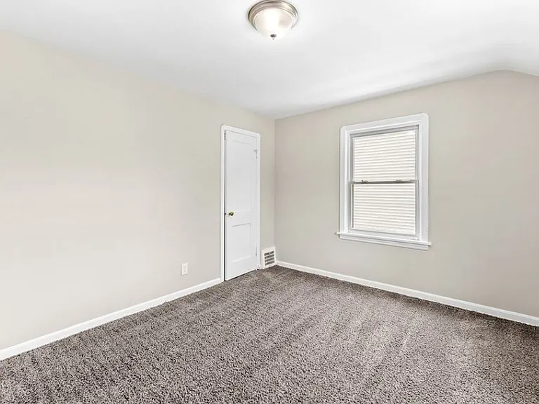 3004 Portman Ave — Photo 25