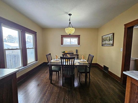4th image of 1324 Hayes AVENUE