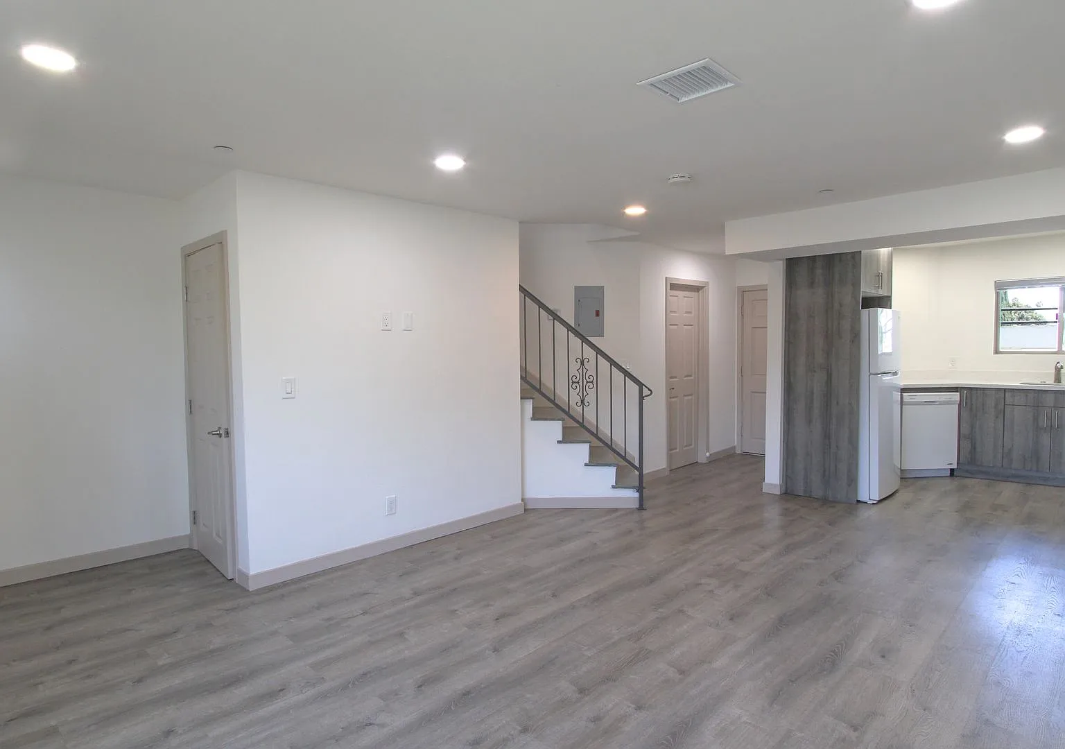 115 W. Cypress Street — Photo 4