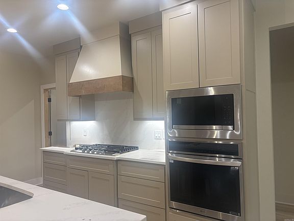3rd image of 113 Red Wing Way