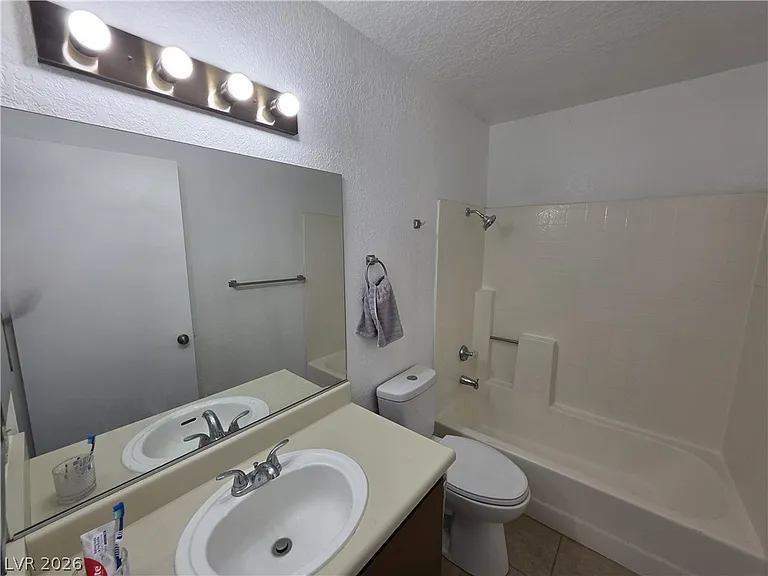 3150 Soft Breezes Dr #2166 — Photo 47
