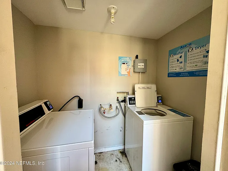 2504 Park St #5 — Photo 7