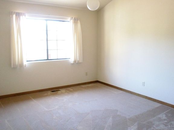 3rd image of 3011 Baronian Ct