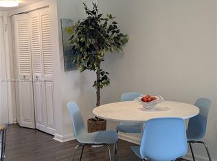 233 Preston #233-F, Boca Raton, FL 33434