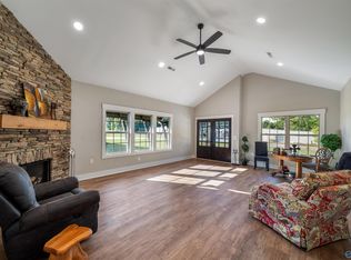 444 Ranch Rd, Rainsville, AL 35986