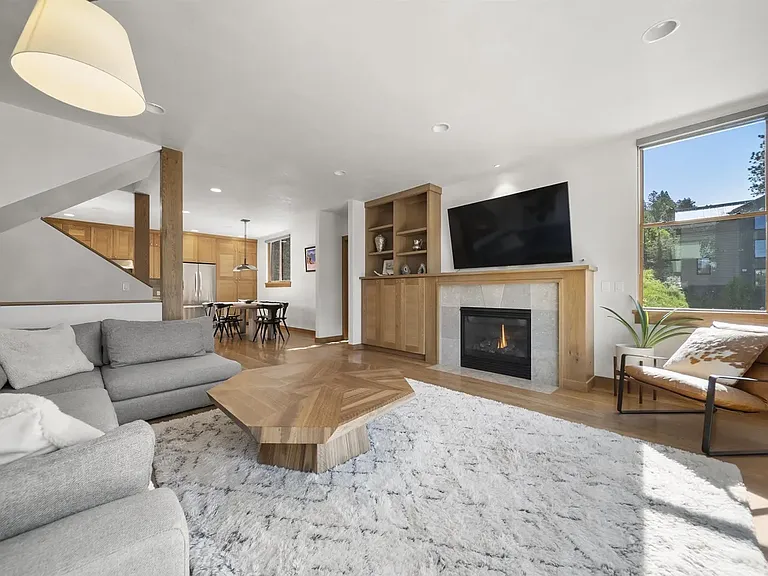 245 S Sunset Ridge Dr — Photo 22