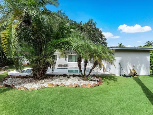 4872 NW 1st Ct, Plantation, FL 33317
