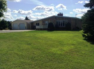 8325 N State Rd, Orleans, MI 48865