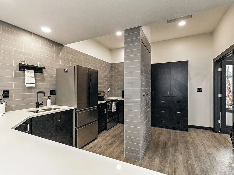Stratford Chase Townhomes — Photo 12