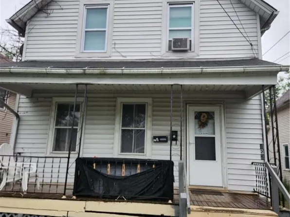 422 Florida Ave, Lorain, OH 44052