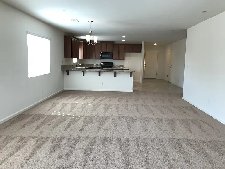 422 San Luis Obispo St — Photo 5