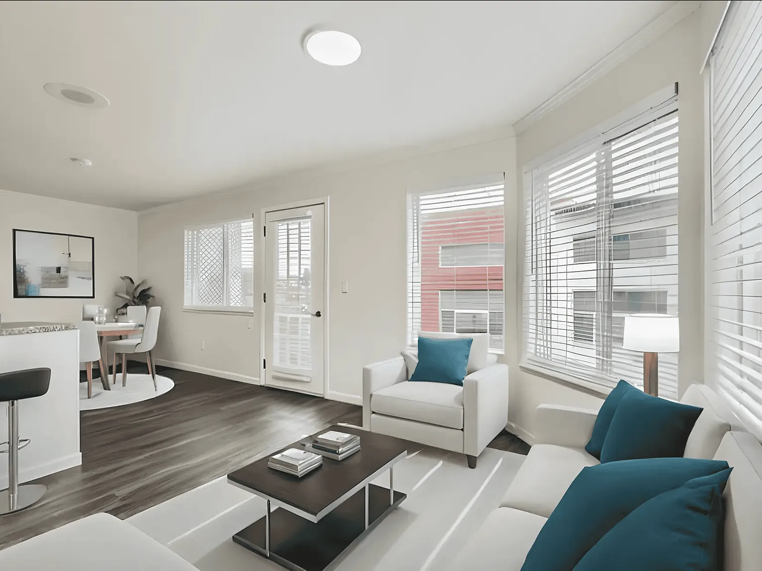 Liam Apartments — Photo 3