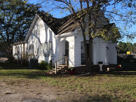 2nd image of 605 School St