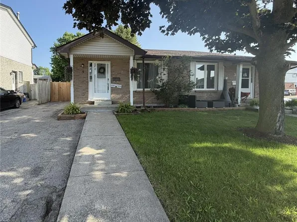 5 Harmony Ct, Cambridge, ON N1R 7T3