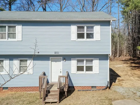 1300 Cherrycrest Dr #B, Durham, NC 27704
