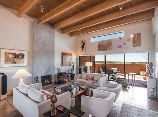 9 Camino San Jorge, Lamy, NM 87540