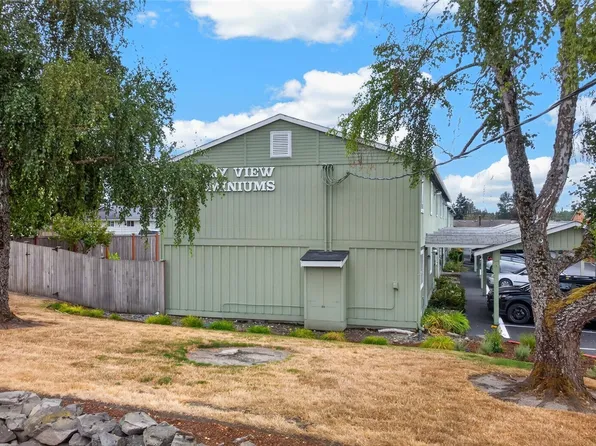 10332 15th Avenue Ct E, Tacoma, WA 98445
