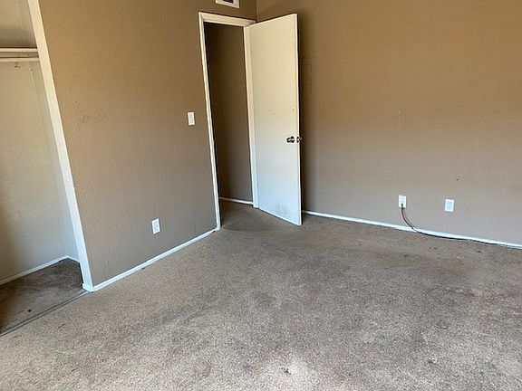 4th image of 670 Nello Dr APT 4