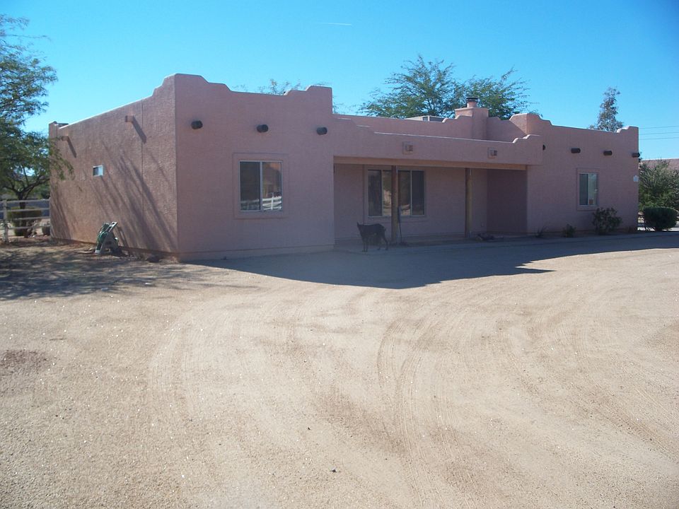 Territorial on 1+ Acre