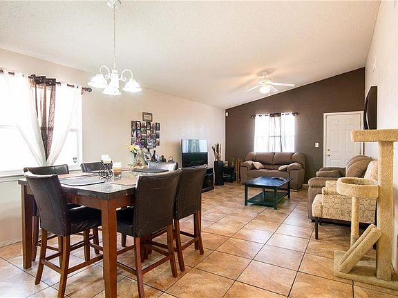 3rd image of 14037 Tierra Vianey Dr