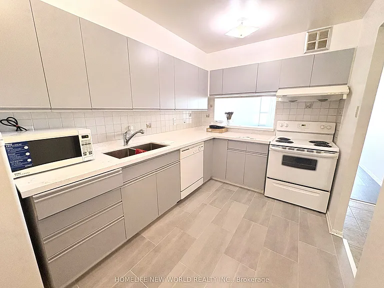 2365 Kennedy Rd #1811 — Photo 5