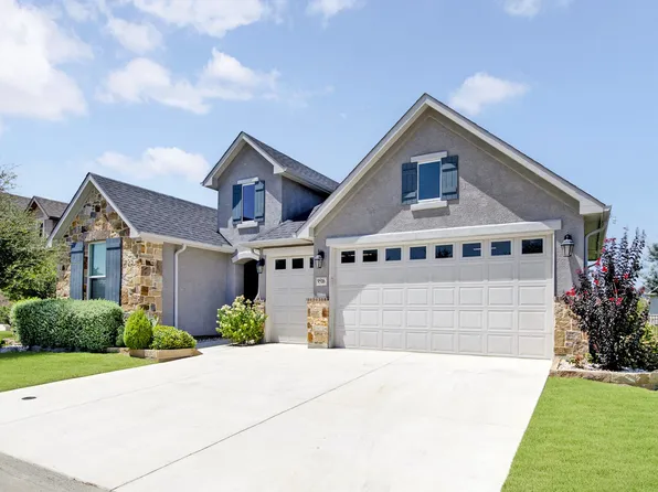 9516 Creekwood Dr, Denton, TX 76207
